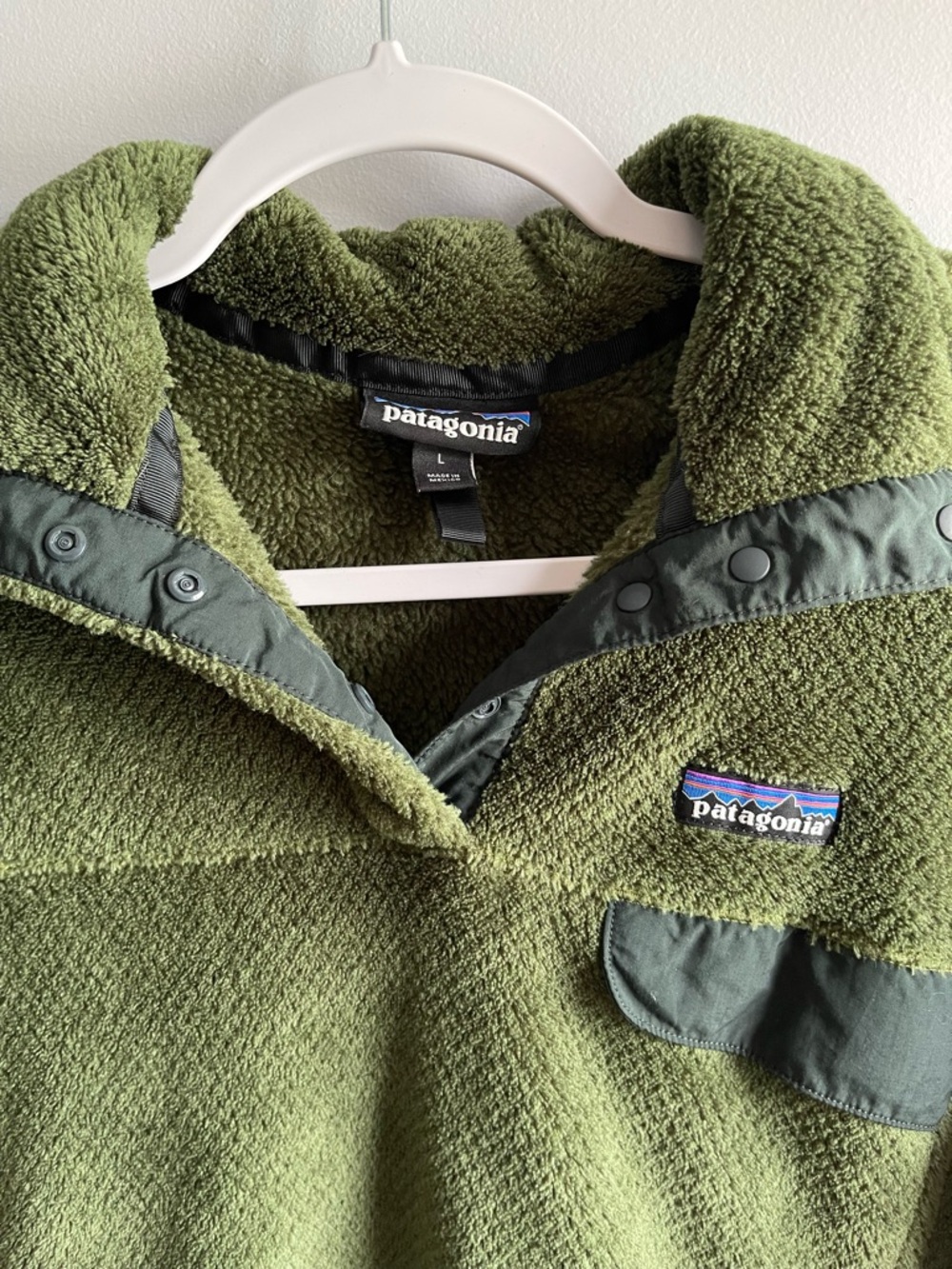 Patagonia Women's Re-Tool Snap-T Fleece Pullover Olive - Picture 4 of 7